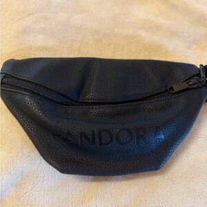 Pandora Black Textured Leather Bag